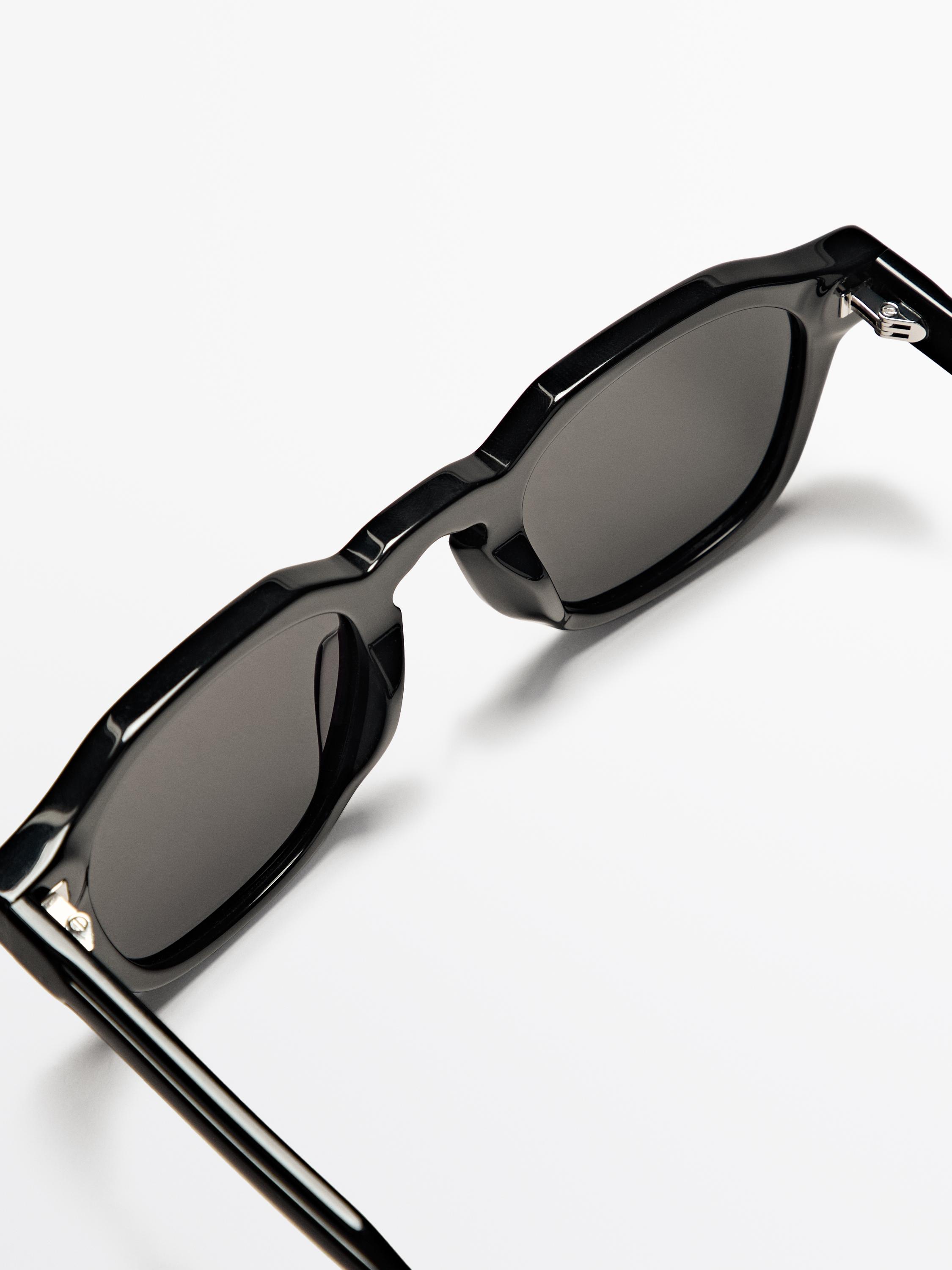 Lunettes de soleil géométriques